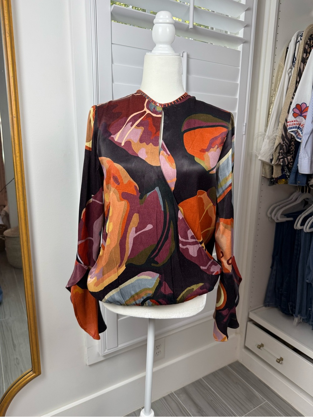 BL^NK Size M Abstract Floral Bell Sleeve Blouse Boho Statement Top